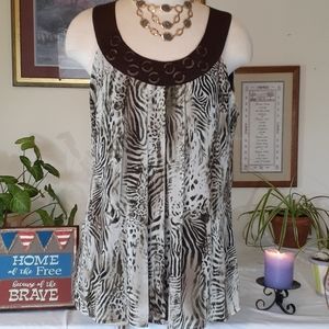 Top, Sleeveless dressy tank , brown & green, XL